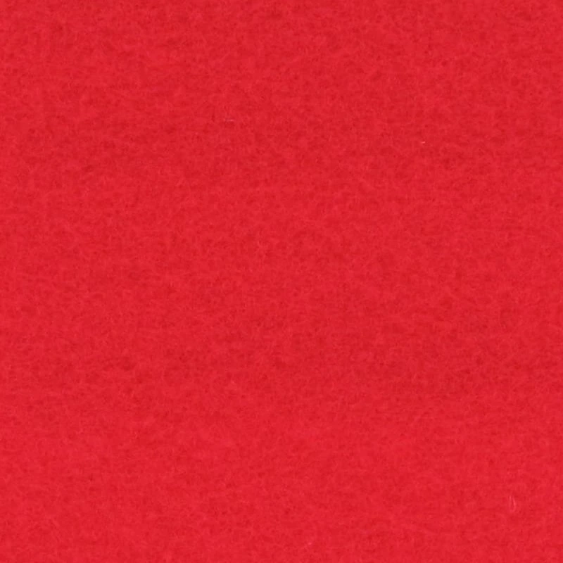 Brede loper van 4 meter die een luxueuze entree creëert voor een trouwfeest