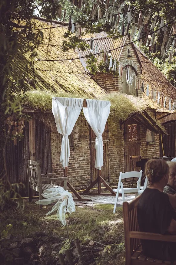 Huwelijksboog tempel.webp